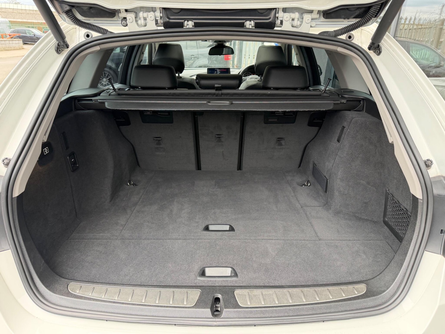 Used BMW 3 Series for sale - 77993455: Photo 37