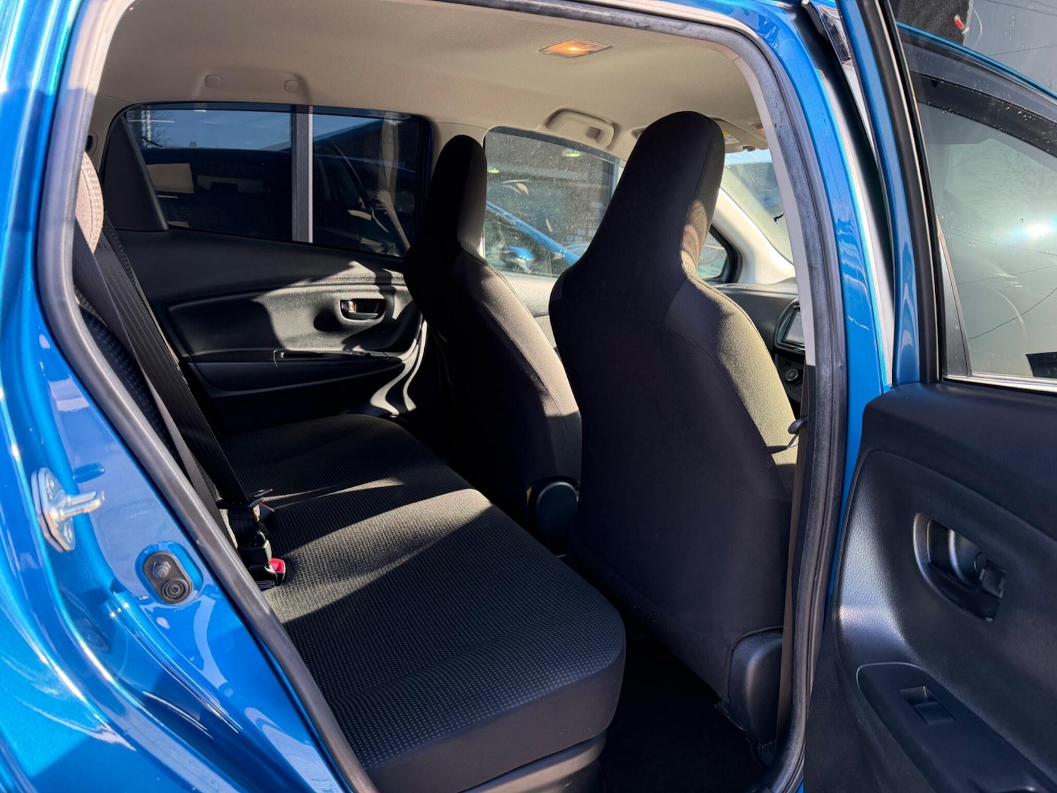 Used Toyota Yaris for sale - 78127325: Photo 29