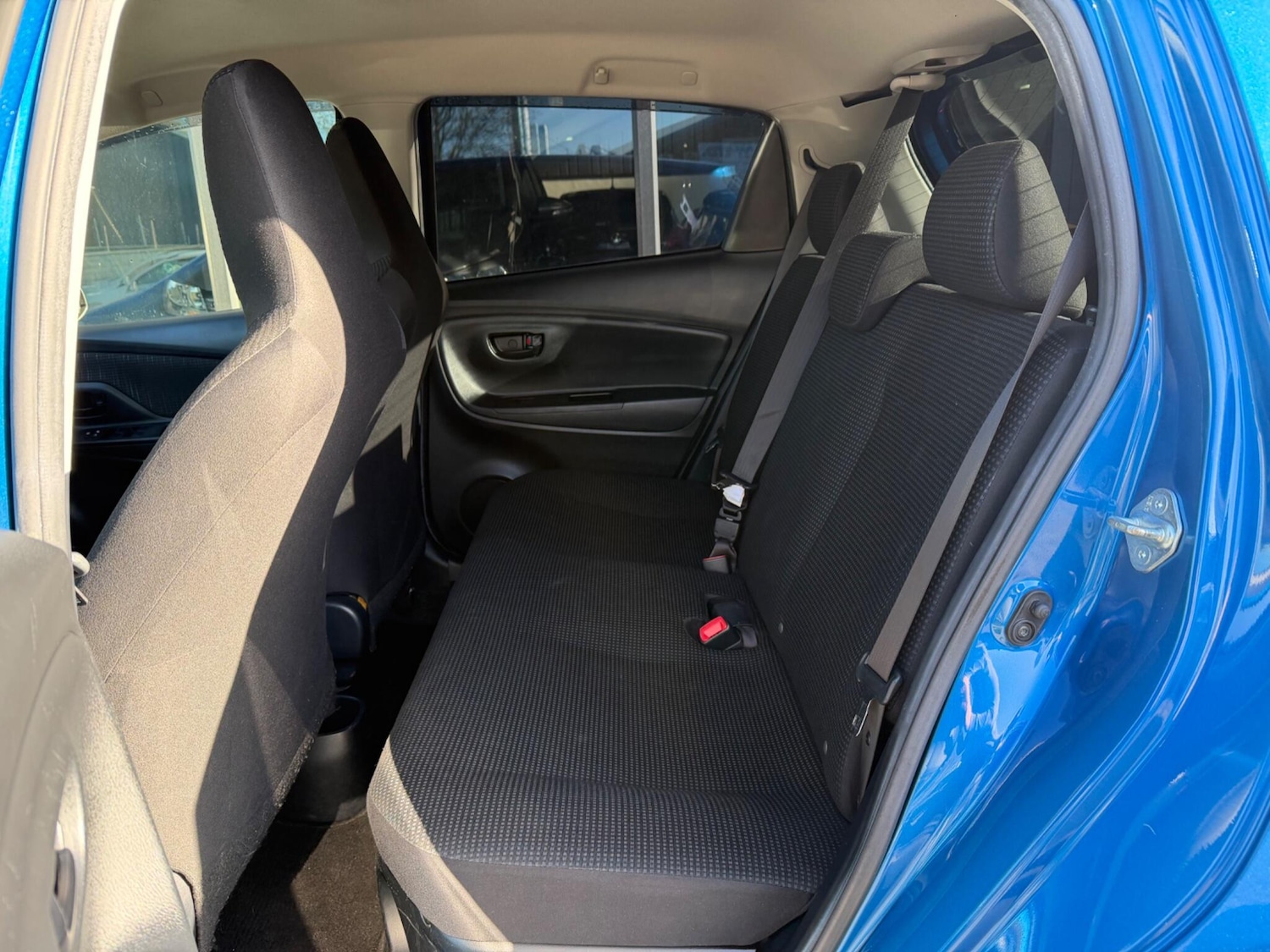 Used Toyota Yaris for sale - 78127325: Photo 30