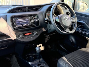 Used Toyota Yaris 2017 for sale - 78127325: Photo