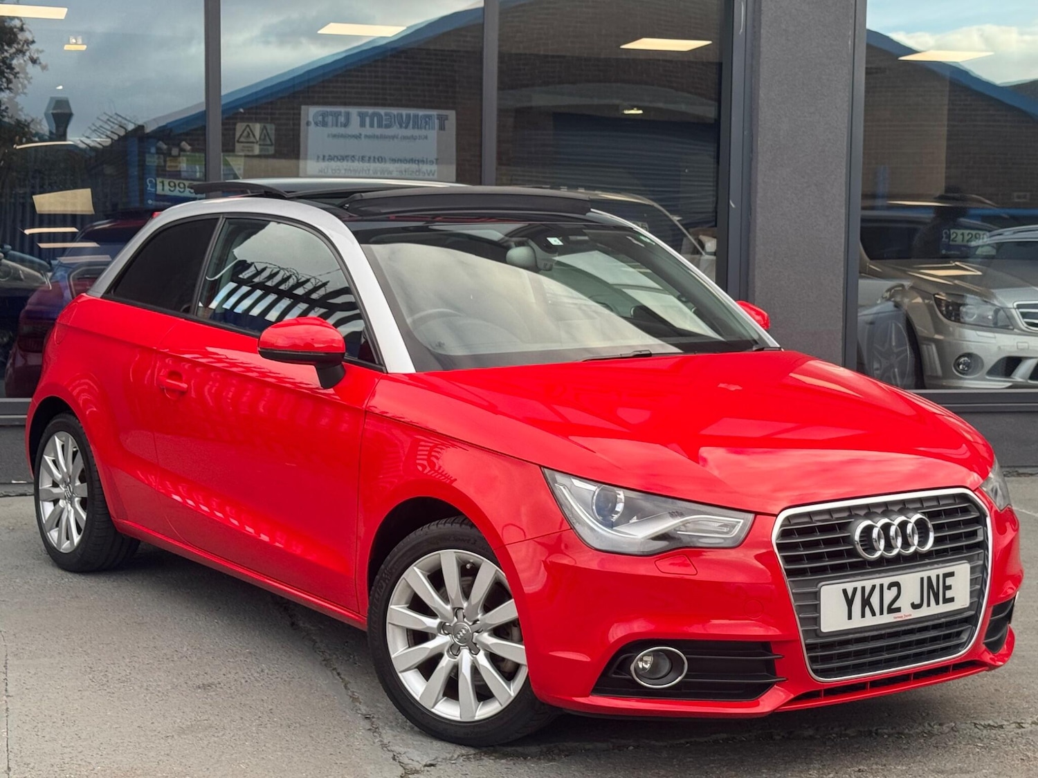 Used Audi A1 for sale - 77238380: Photo 2