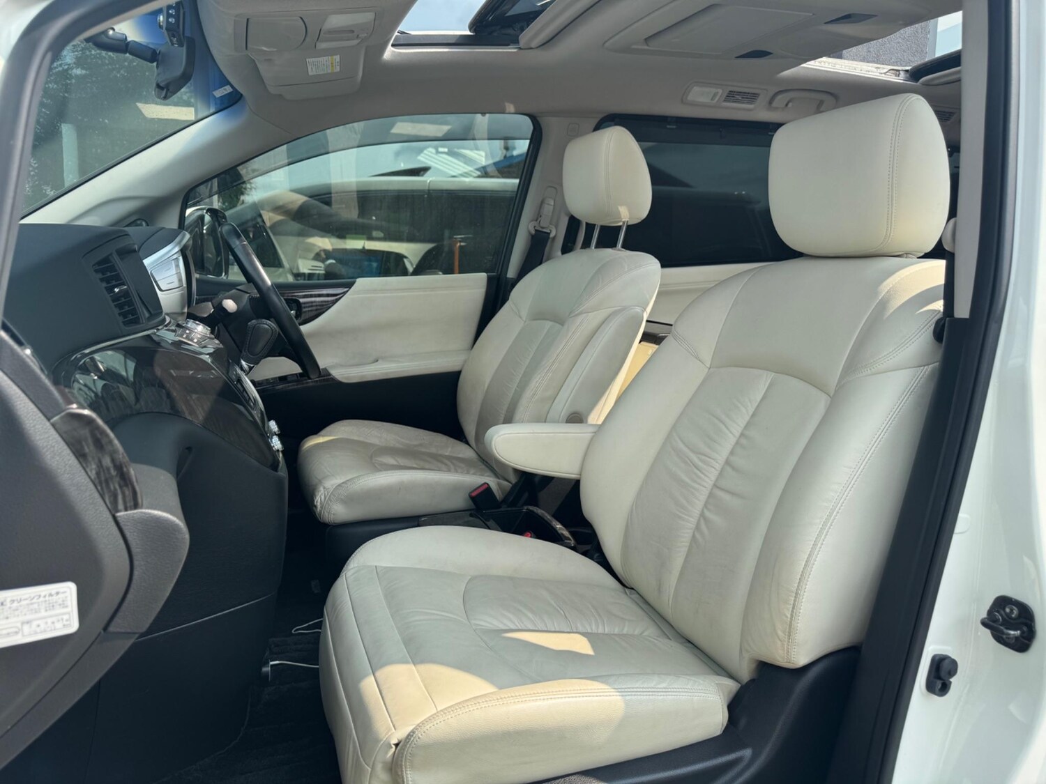 Used Nissan Elgrand 2025 for sale - 78058866: Photo 15