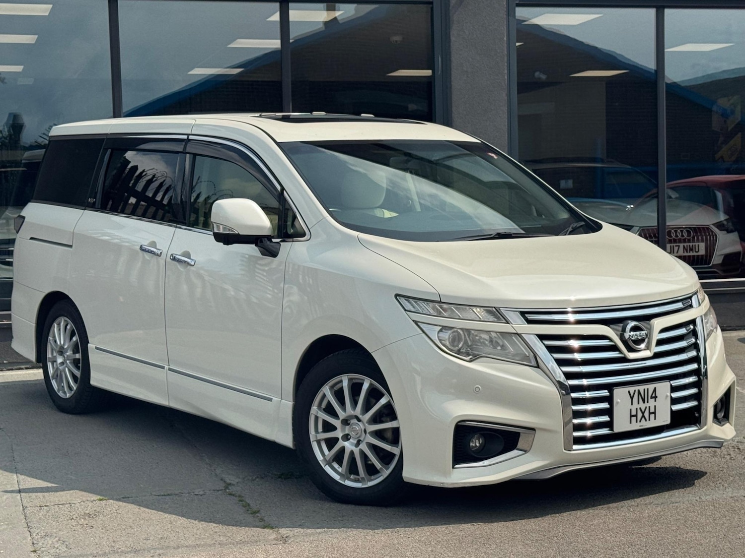 Used Nissan Elgrand 2025 for sale - 78058866: Photo 2