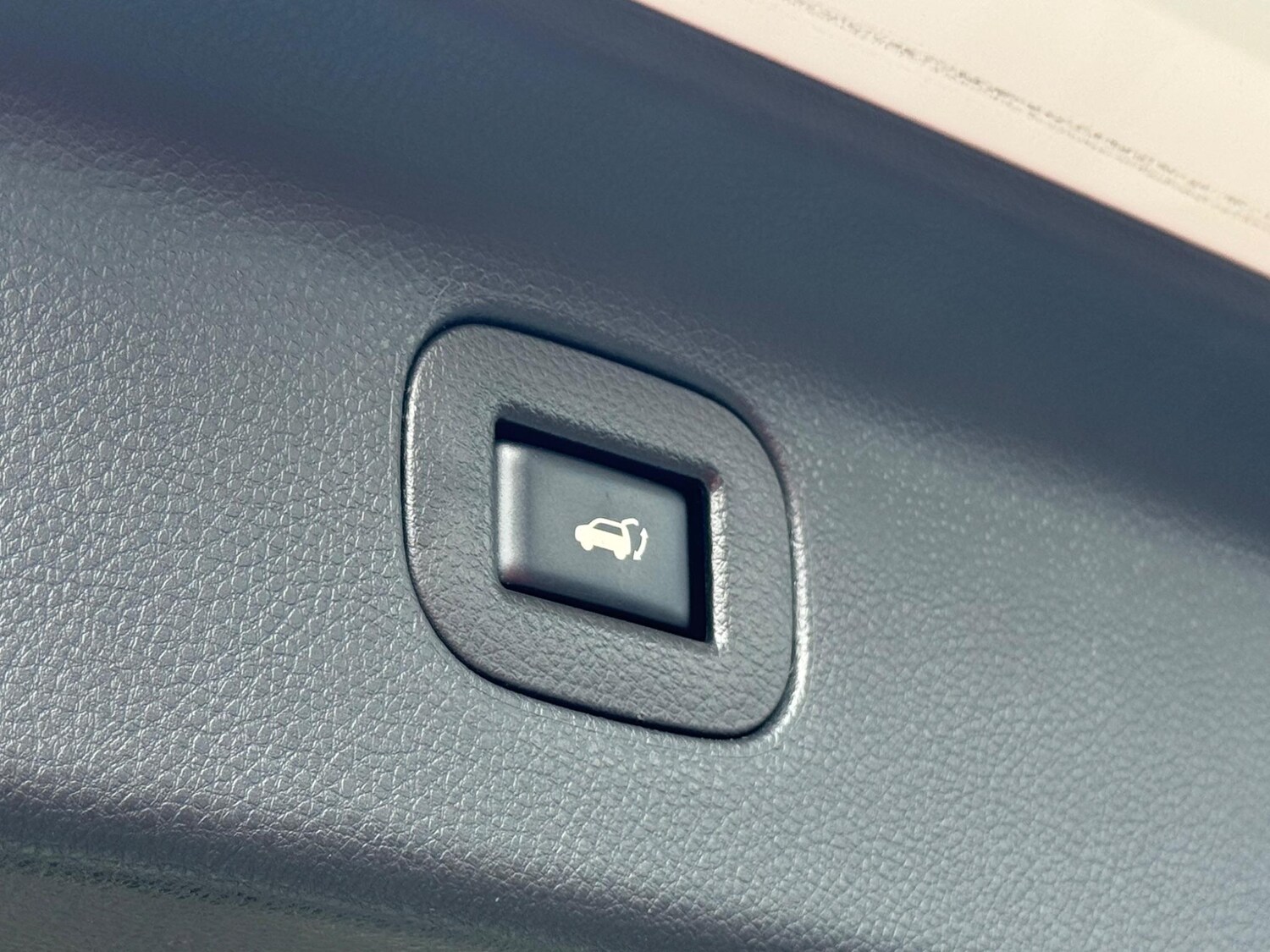 Used Nissan Elgrand 2025 for sale - 78058866: Photo 42