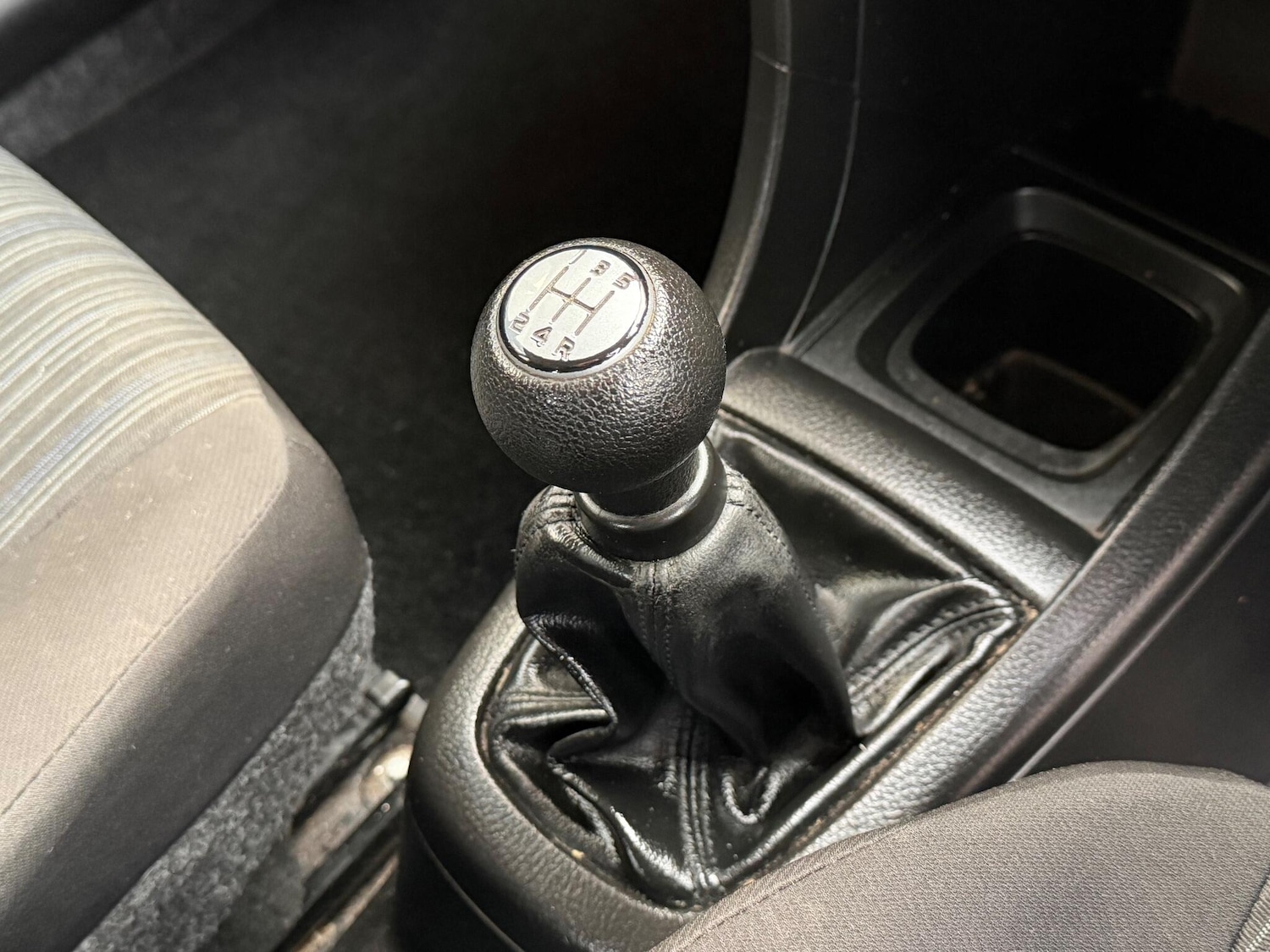 Used Suzuki Swift 2013 for sale - 77202848: Photo 19