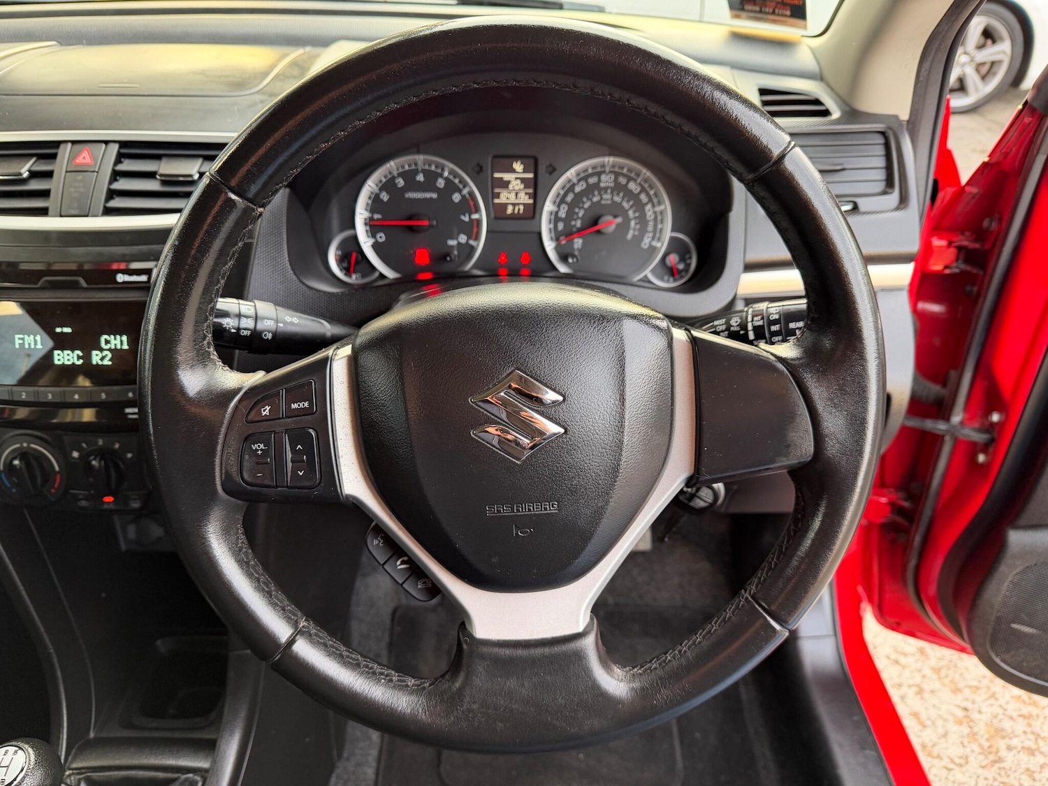 Used Suzuki Swift 2013 for sale - 77202848: Photo 21