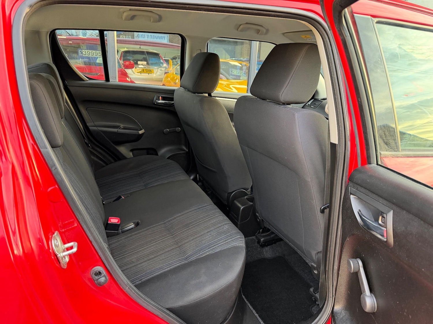 Used Suzuki Swift 2013 for sale - 77202848: Photo 24