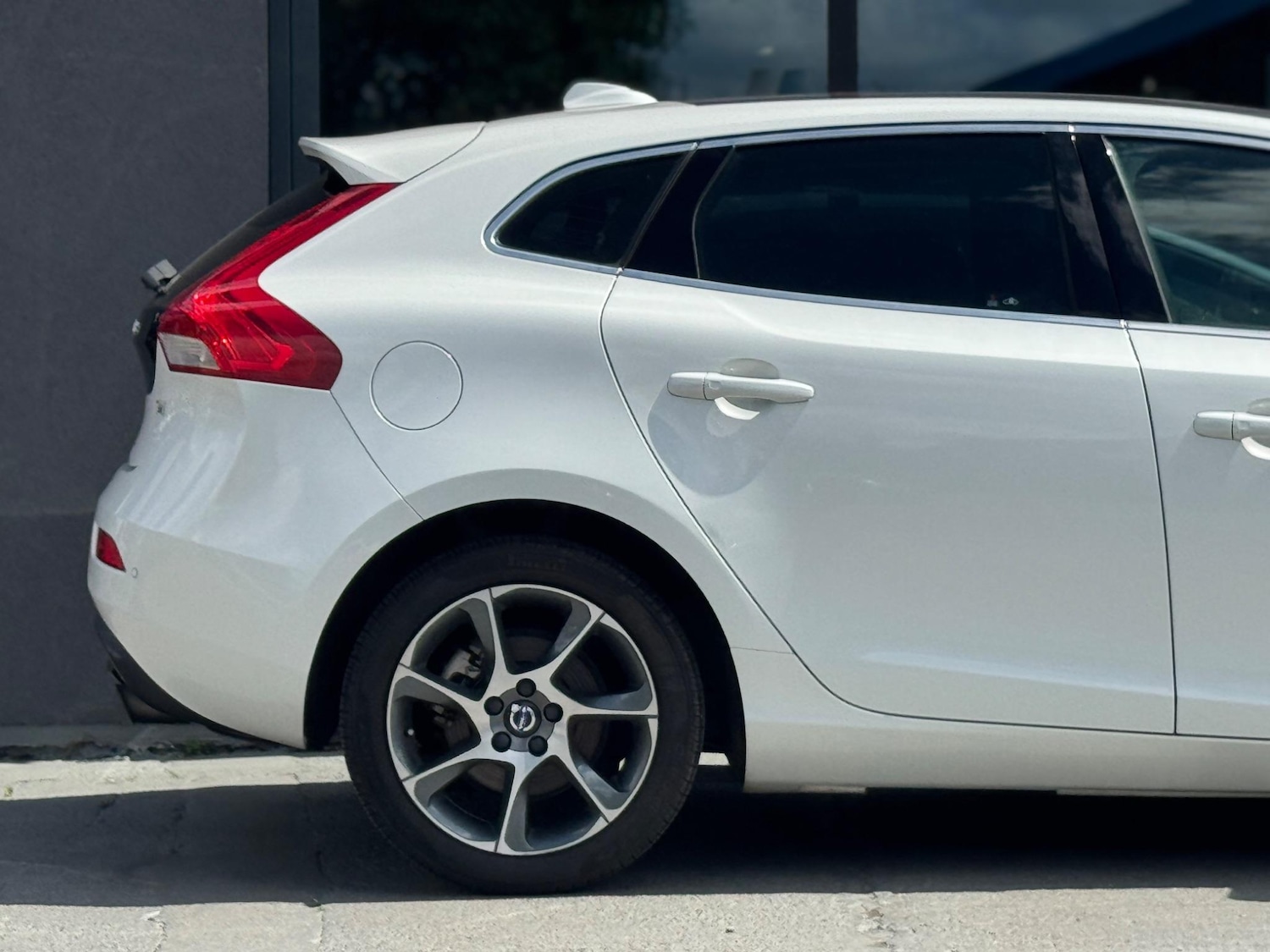 Used Volvo V40 for sale - 77238307: Photo 12