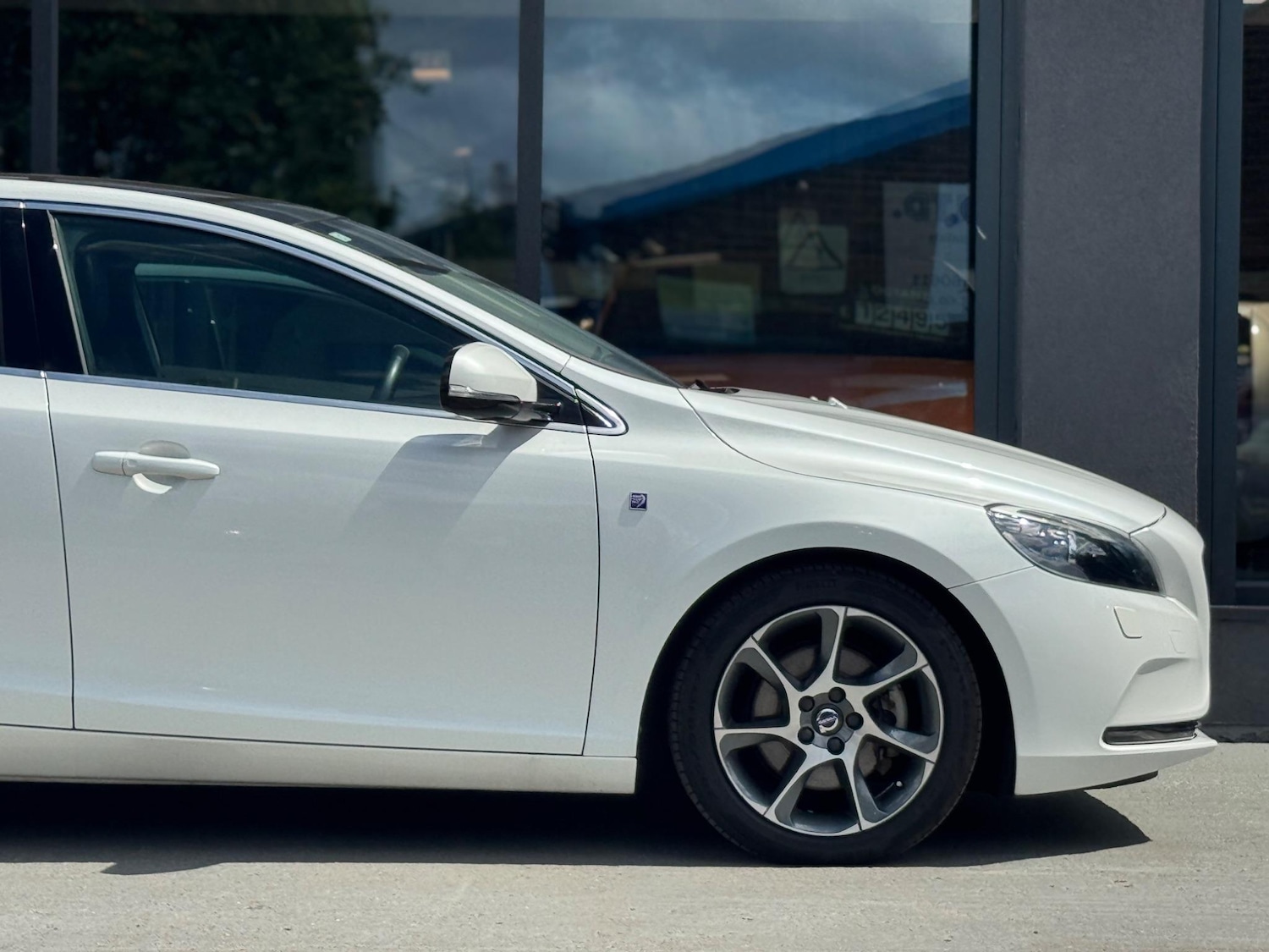 Used Volvo V40 for sale - 77238307: Photo 13