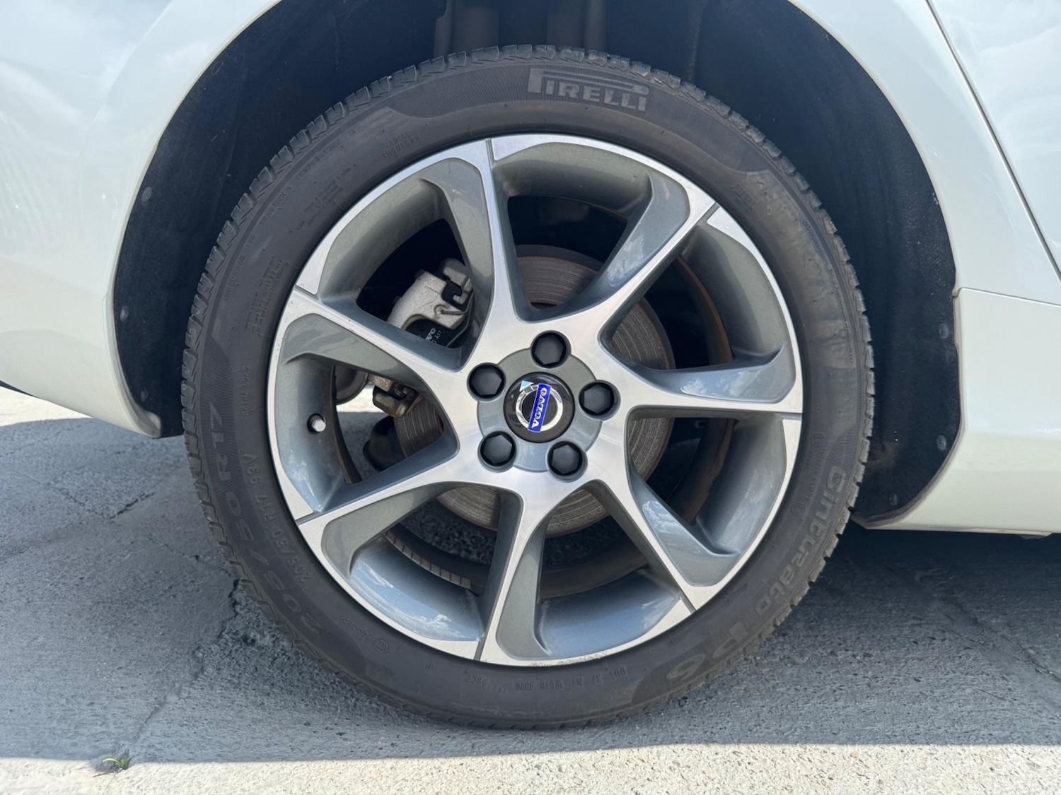 Used Volvo V40 for sale - 77238307: Photo 44