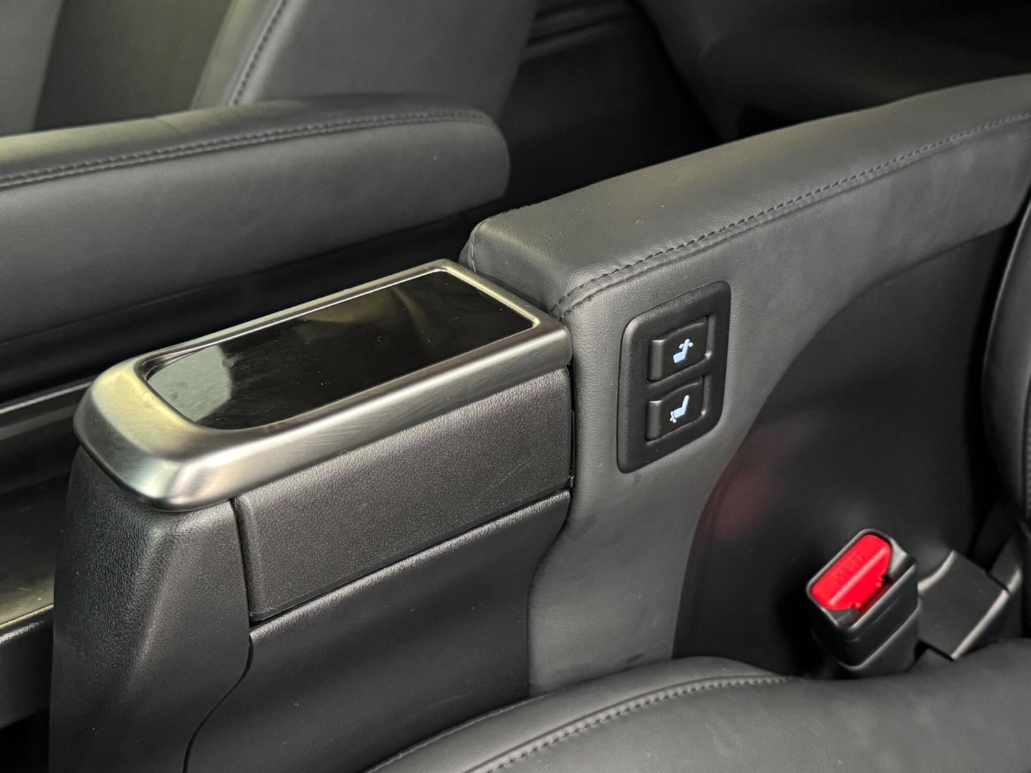 Used Toyota Alphard for sale - 78047534: Photo 42