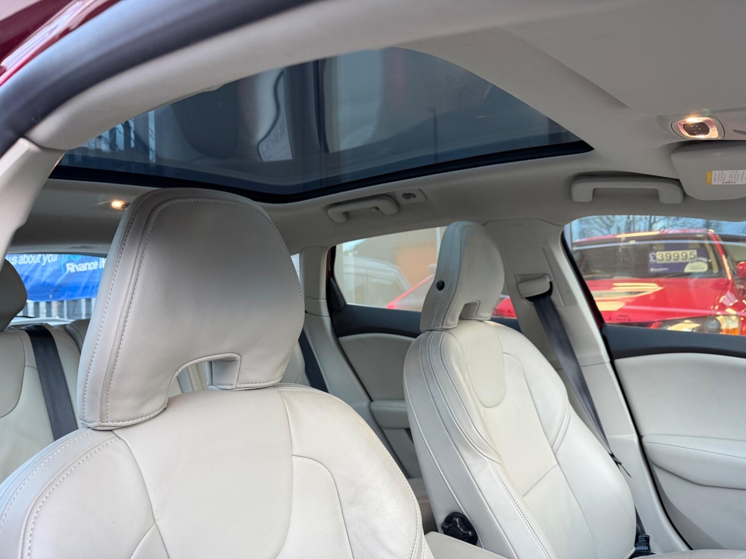 Used Volvo V40 for sale - 77315455: Photo 32