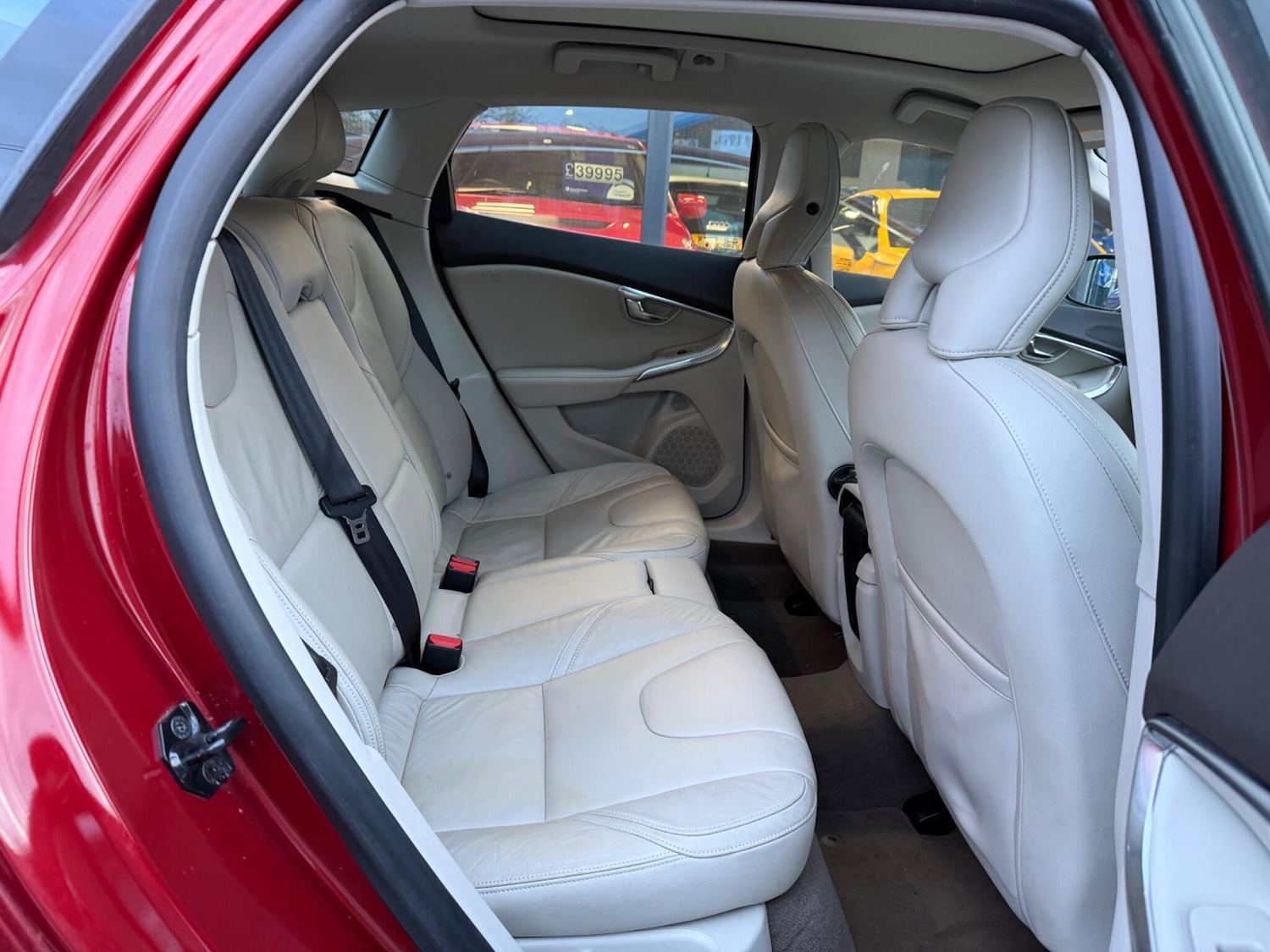 Used Volvo V40 for sale - 77315455: Photo 34