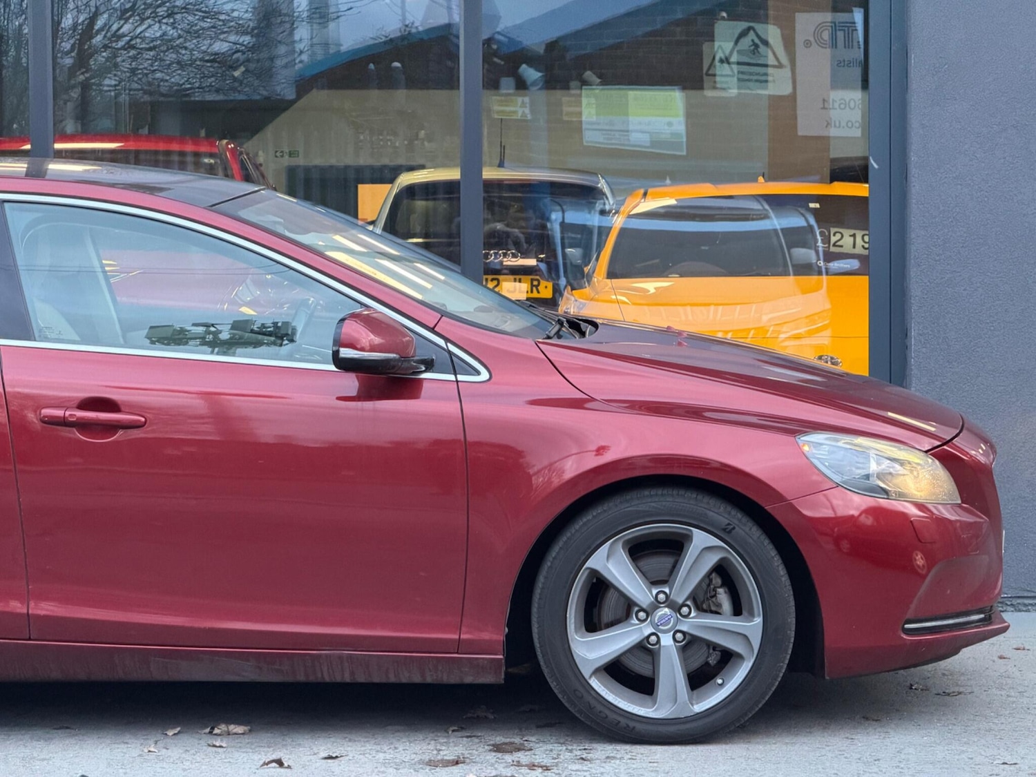 Used Volvo V40 for sale - 77315455: Photo 7