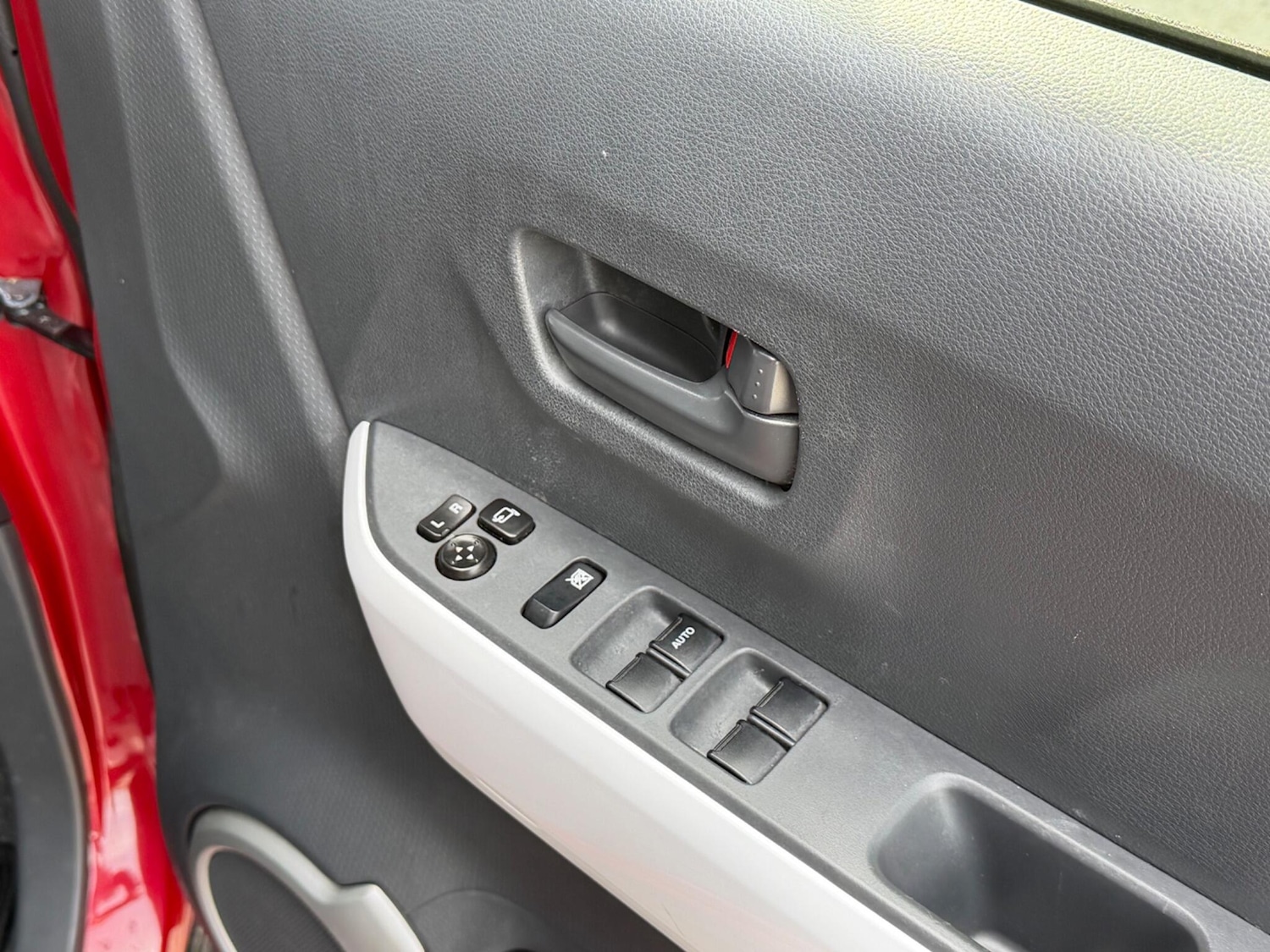 Used Suzuki Hustler for sale - 77909566: Photo 15