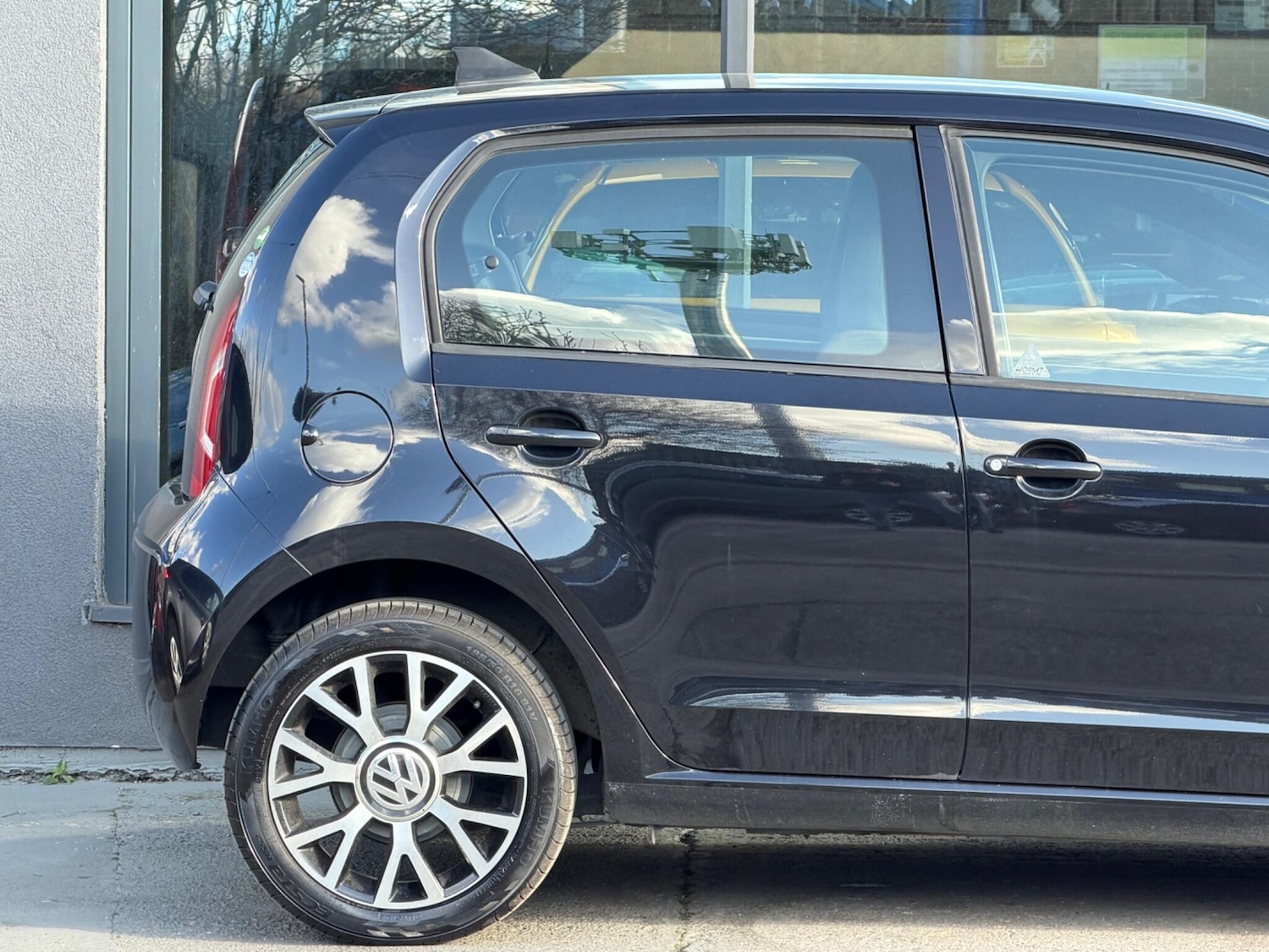 Used Volkswagen up! for sale - 78047345: Photo 12