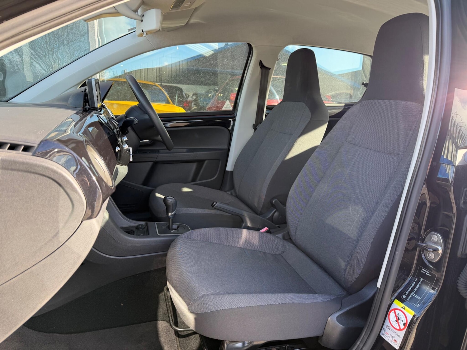 Used Volkswagen up! for sale - 78047345: Photo 14