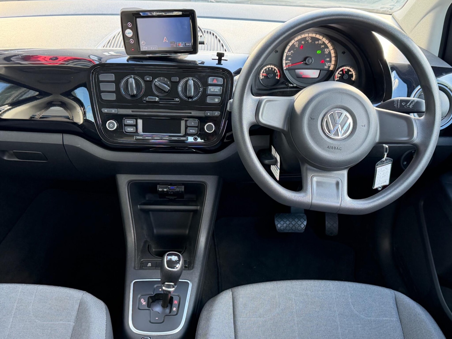 Used Volkswagen up! for sale - 78047345: Photo 15