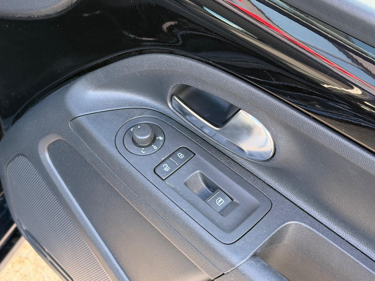 Used Volkswagen up! for sale - 78047345: Photo 16