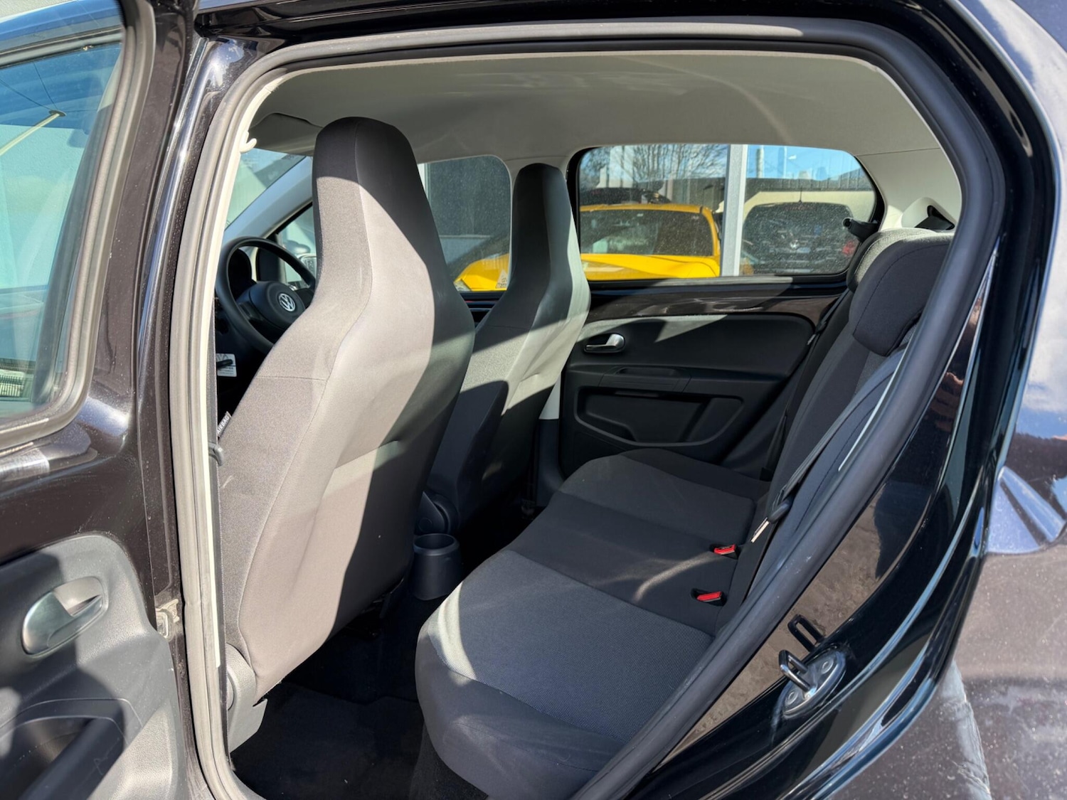 Used Volkswagen up! for sale - 78047345: Photo 28