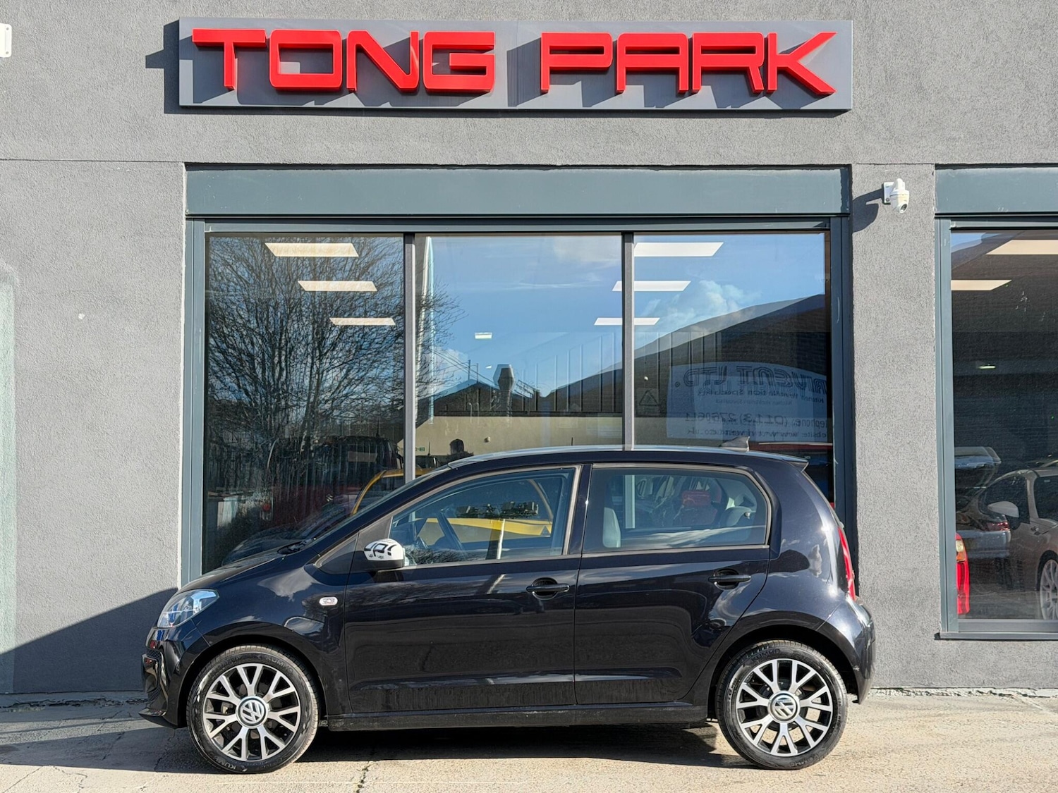 Used Volkswagen up! for sale - 78047345: Photo 6