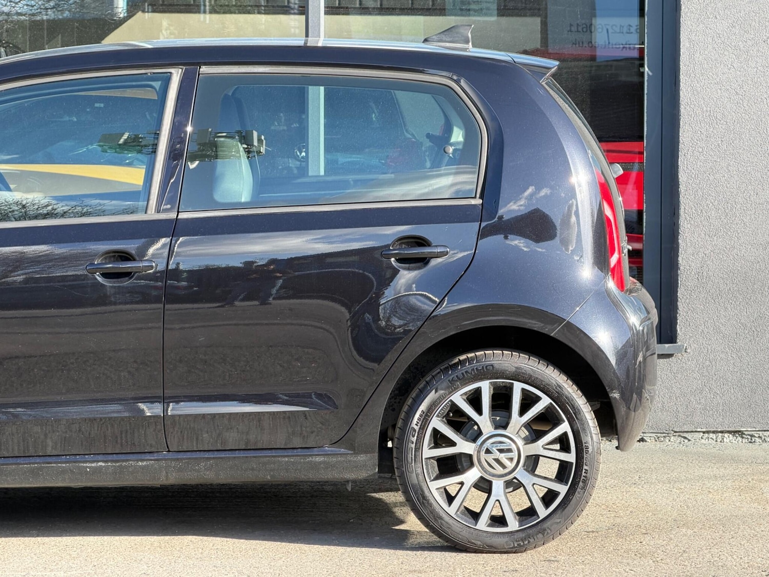 Used Volkswagen up! for sale - 78047345: Photo 7