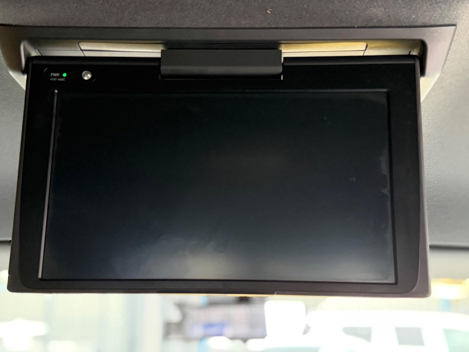 Used Toyota Voxy for sale - 77103571: Photo 40