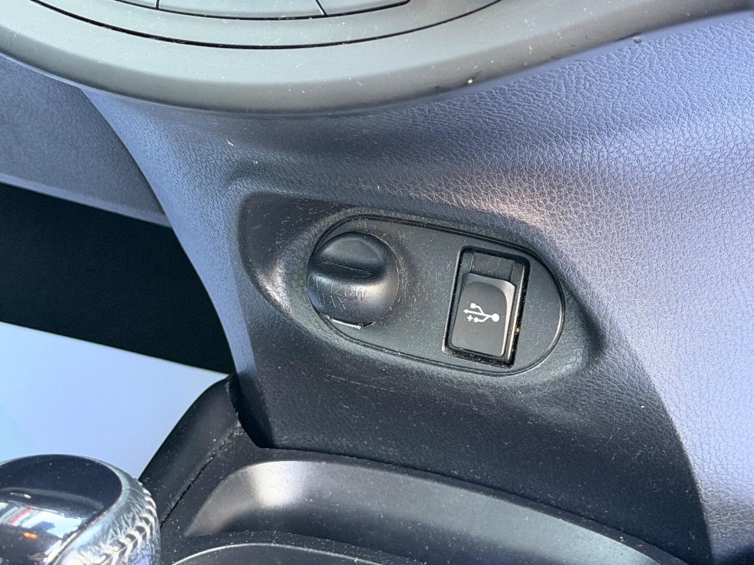 Used Toyota Yaris 2017 for sale - 78205106: Photo 21