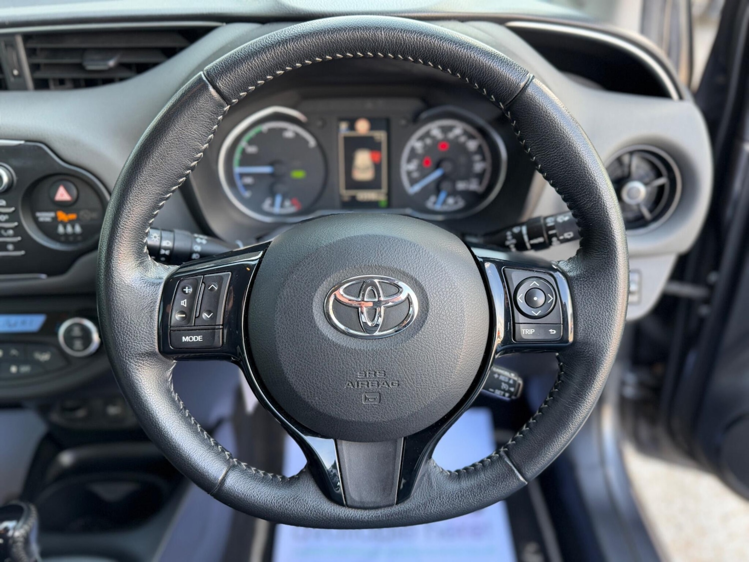 Used Toyota Yaris 2017 for sale - 78205106: Photo 27