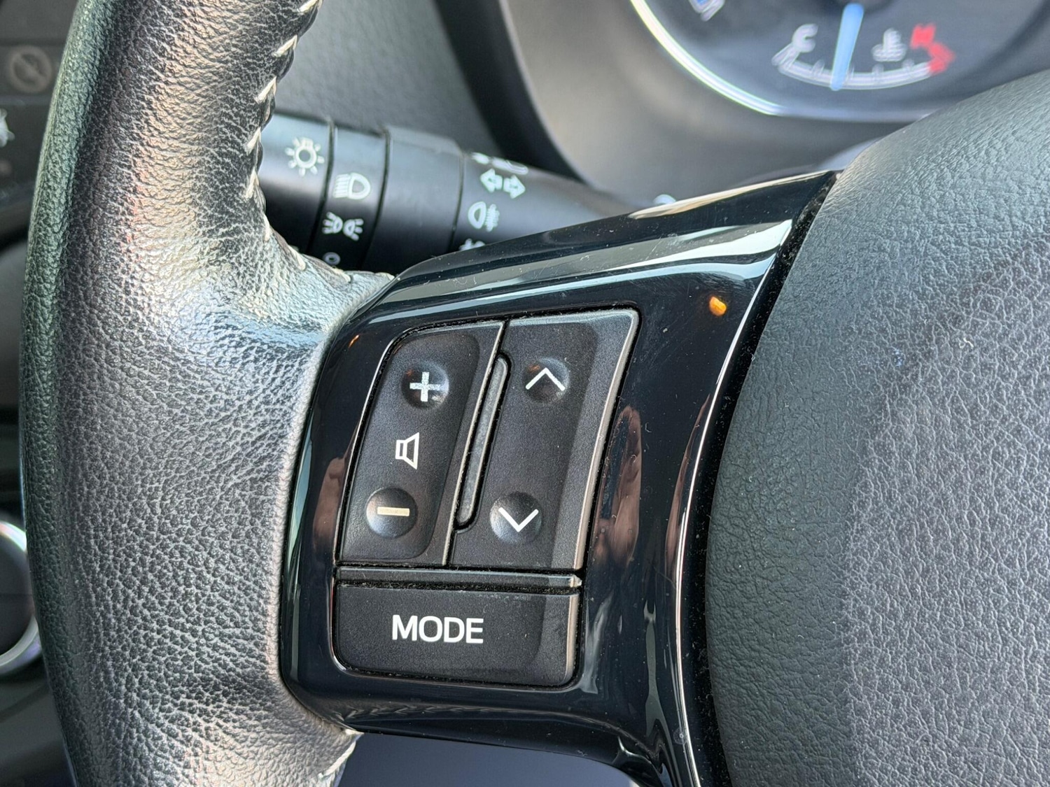 Used Toyota Yaris 2017 for sale - 78205106: Photo 28