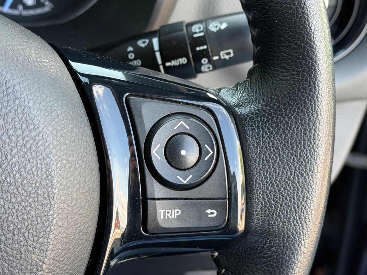 Used Toyota Yaris 2017 for sale - 78205106: Photo 29