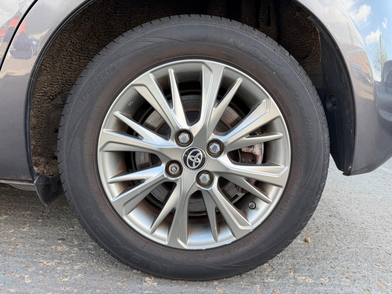 Used Toyota Yaris 2017 for sale - 78205106: Photo 36