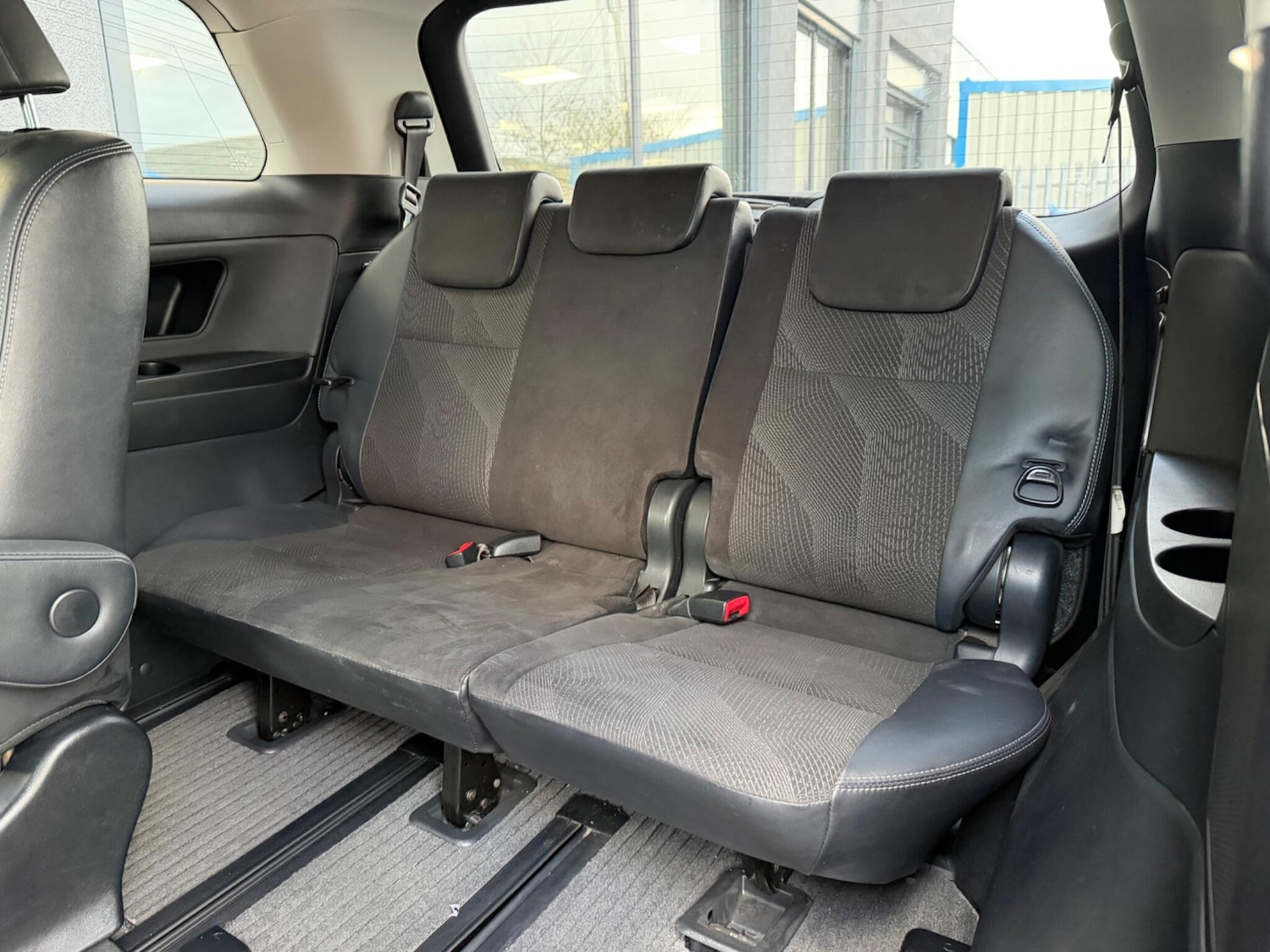 Used Toyota Estima for sale - 78127892: Photo 32