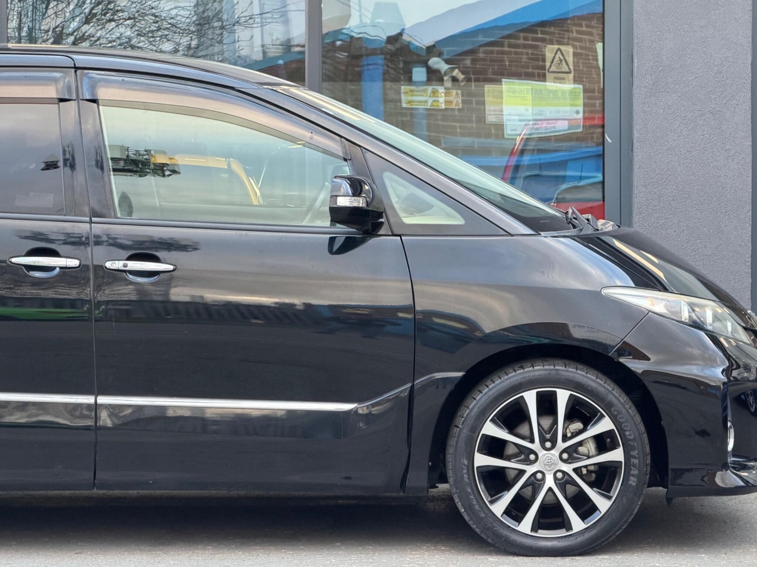 Used Toyota Estima for sale - 78127892: Photo 8