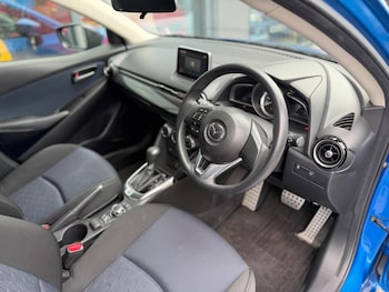 Used Mazda Mazda2 2015 for sale - 78636855: Photo