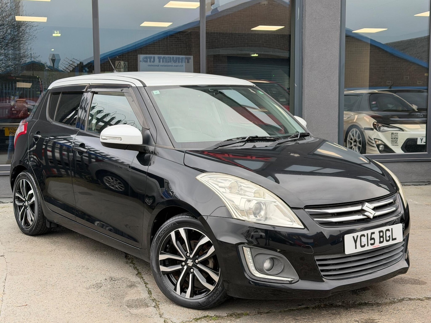 Used Suzuki Swift for sale - 78047752: Photo 2