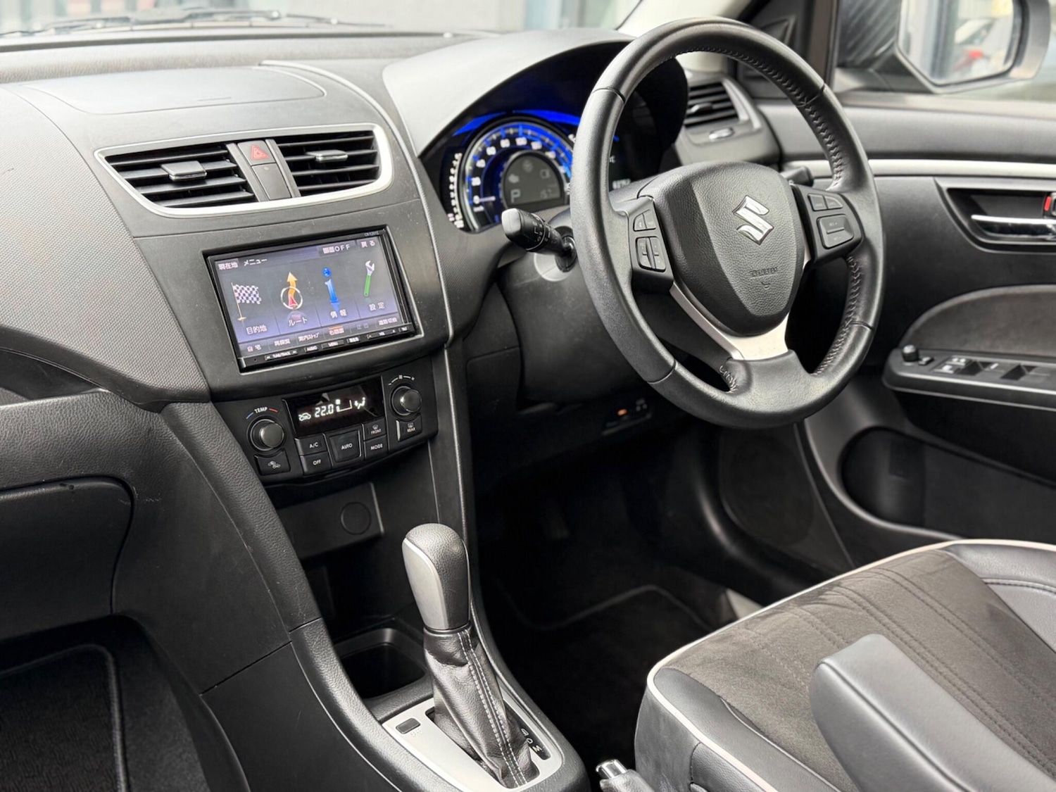 Used Suzuki Swift for sale - 78047752: Photo 3