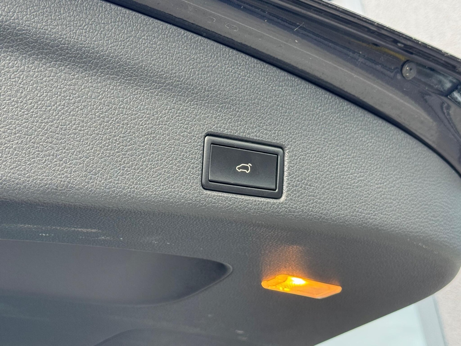 Used Volkswagen Sharan for sale - 77103677: Photo 35