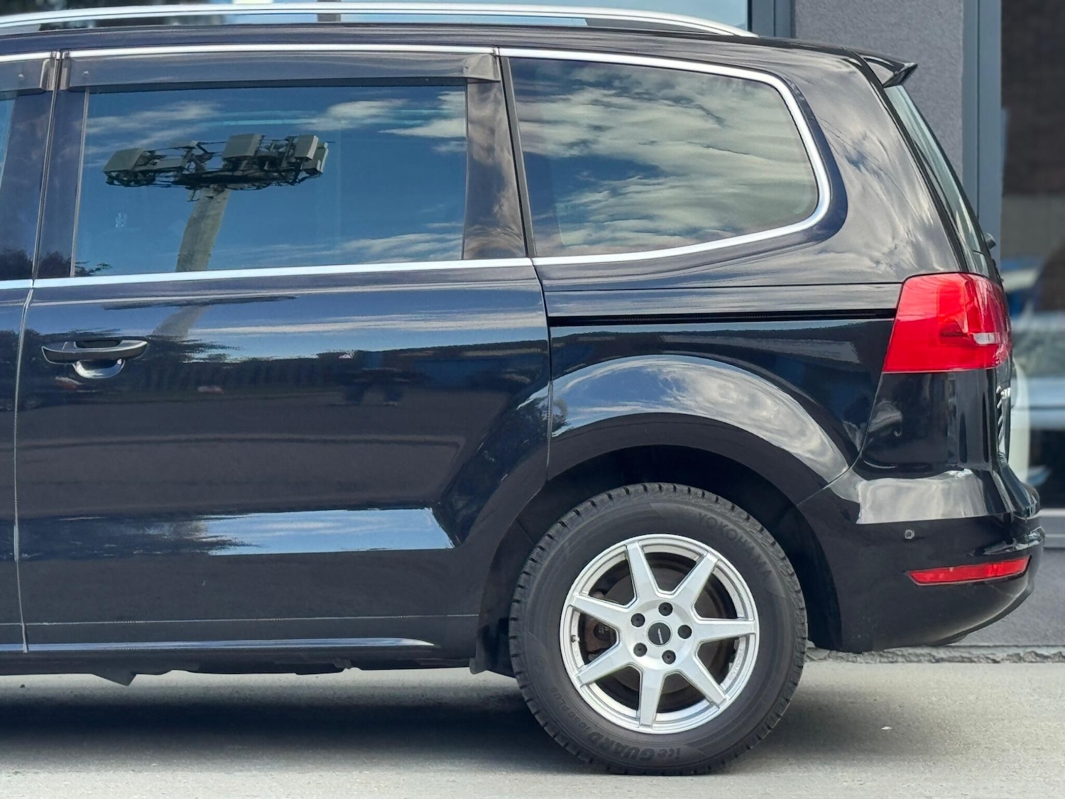 Used Volkswagen Sharan for sale - 77103677: Photo 6