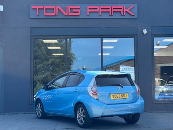 Used Toyota Aqua 2014 for sale - 77103673: Photo