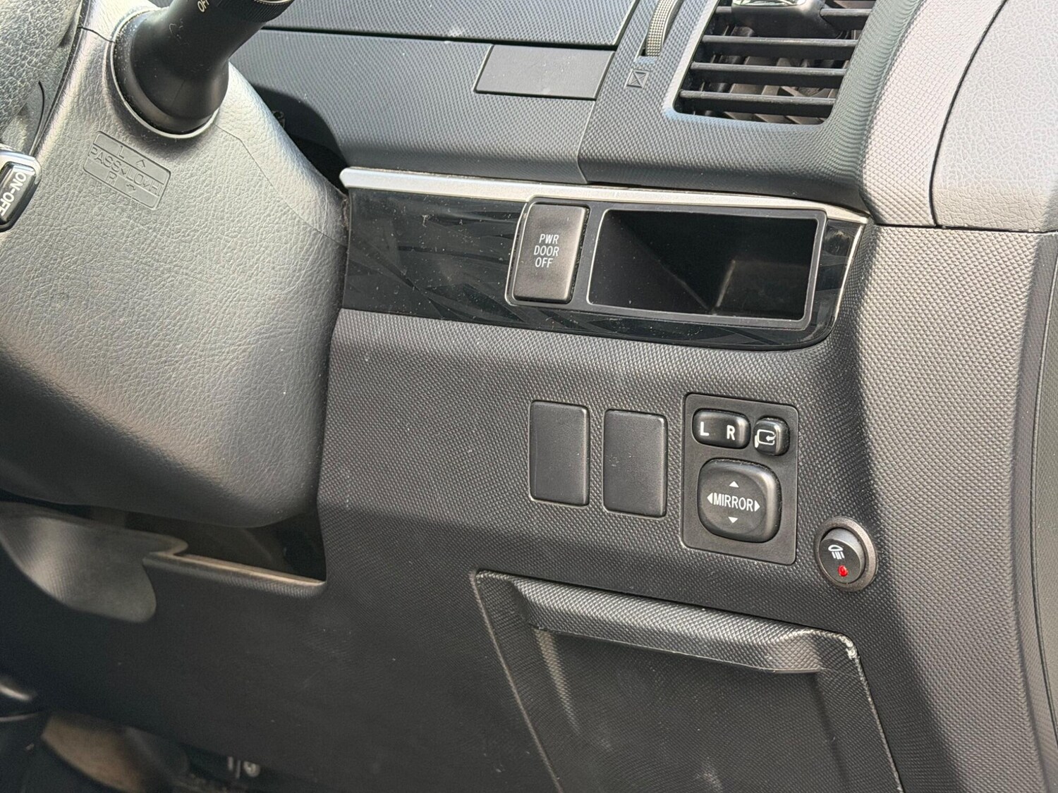 Used Toyota Estima for sale - 77909622: Photo 20