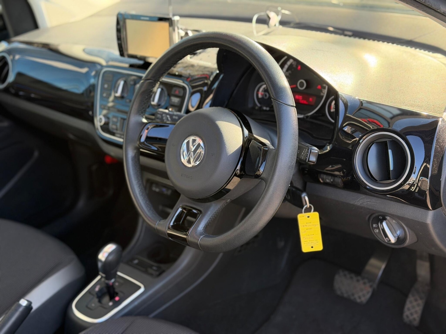 Used Volkswagen up! for sale - 78007759: Photo 19