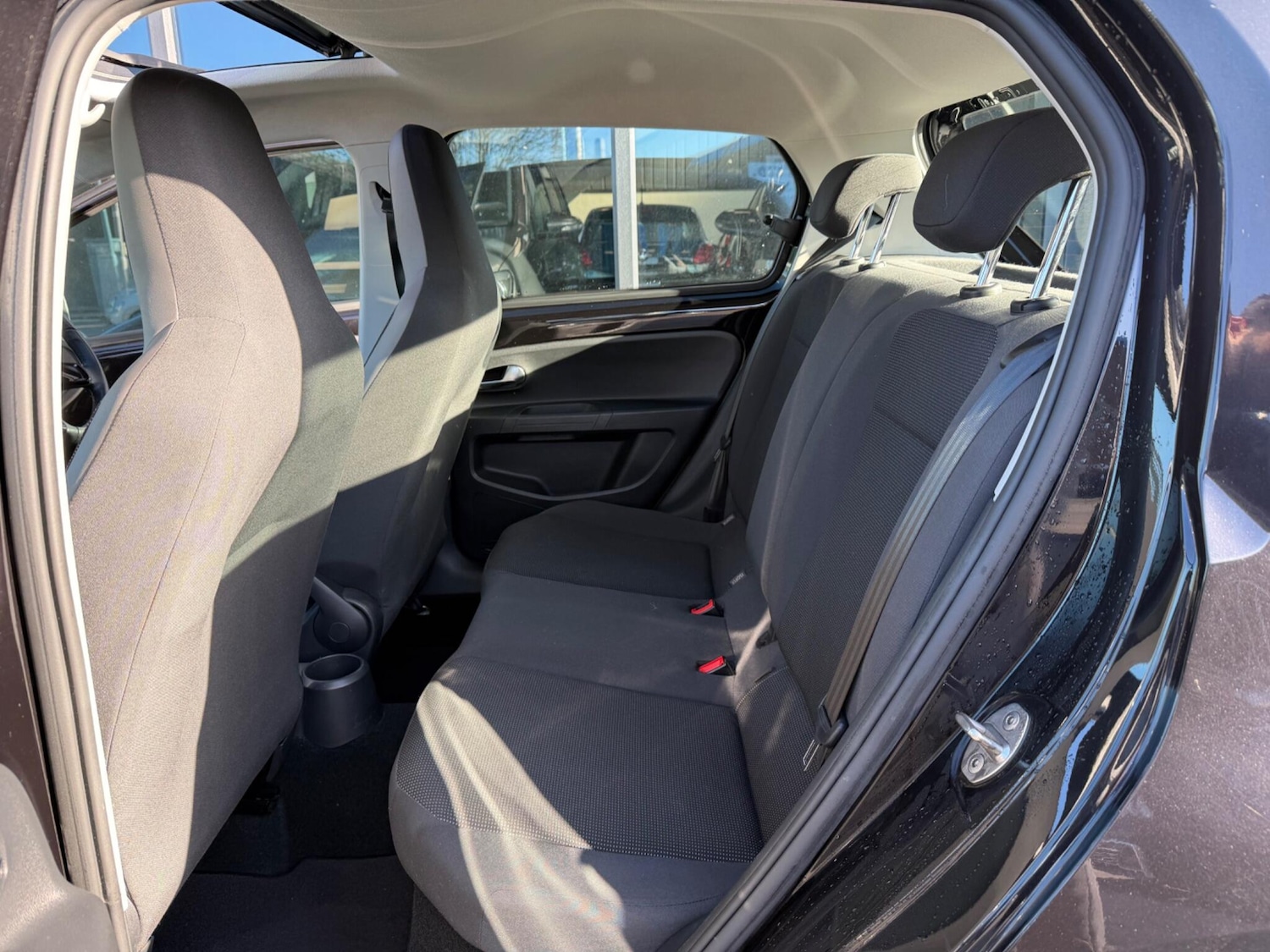 Used Volkswagen up! for sale - 78007759: Photo 30