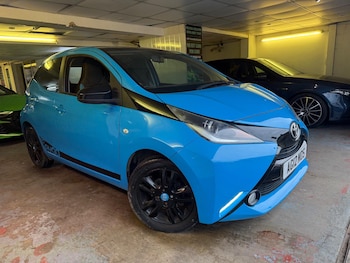 2016 (16) - 1.0 VVT-i X-Cite 2 5dr