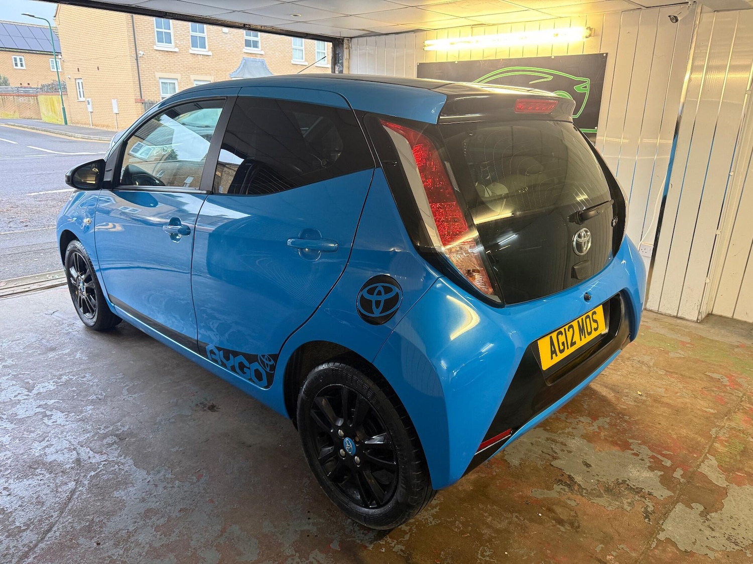 Used Toyota AYGO 2016 for sale - 76926283: Photo 6