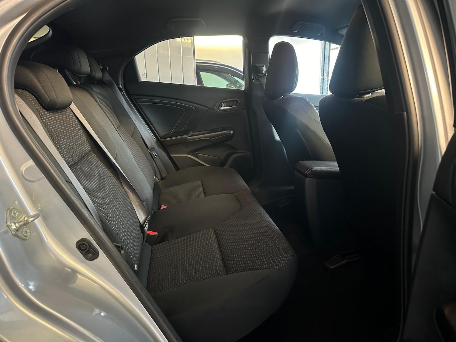 Used Honda Civic 2016 for sale - 76550028: Photo 10