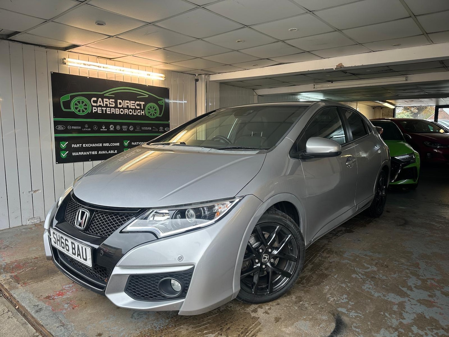 Used Honda Civic 2016 for sale - 76550028: Photo 2