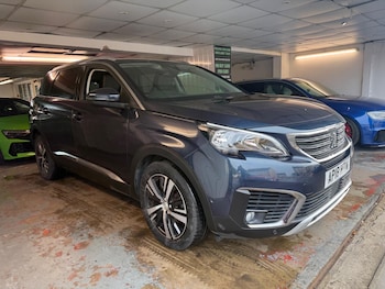 Used Peugeot 5008 2018 for sale - 76326563: Photo