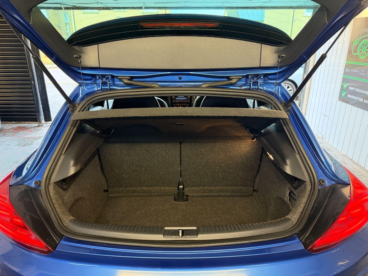 Used Volkswagen Scirocco 2015 for sale - 77202652: Photo 16