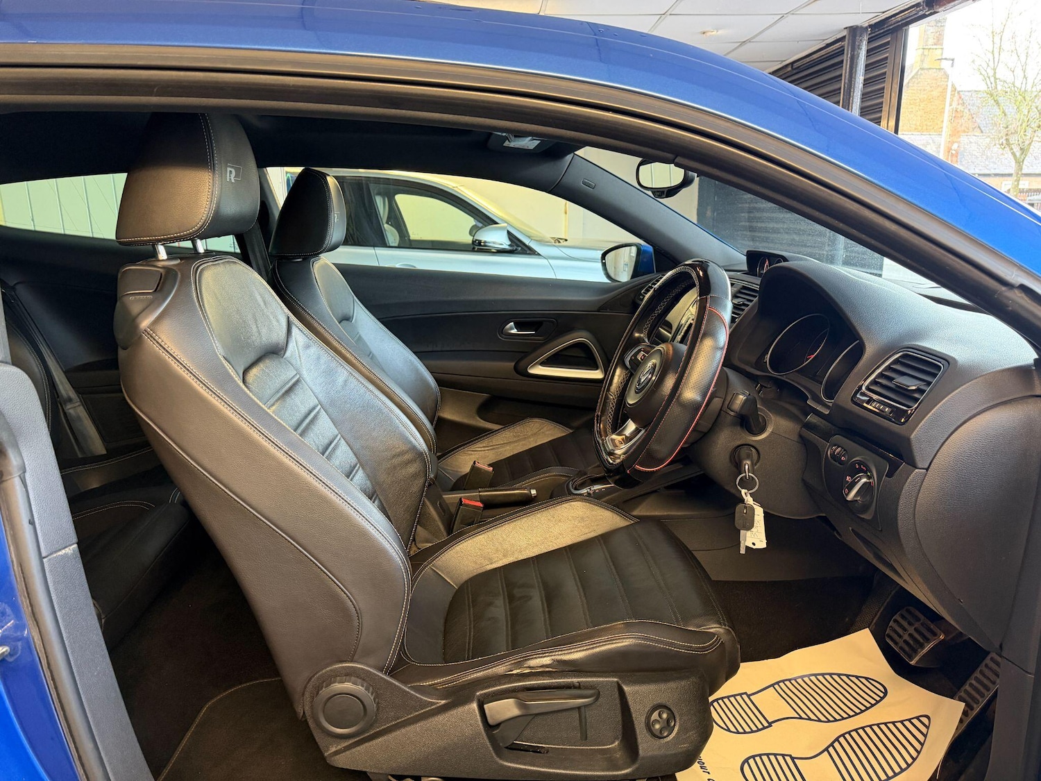 Used Volkswagen Scirocco 2015 for sale - 77202652: Photo 9